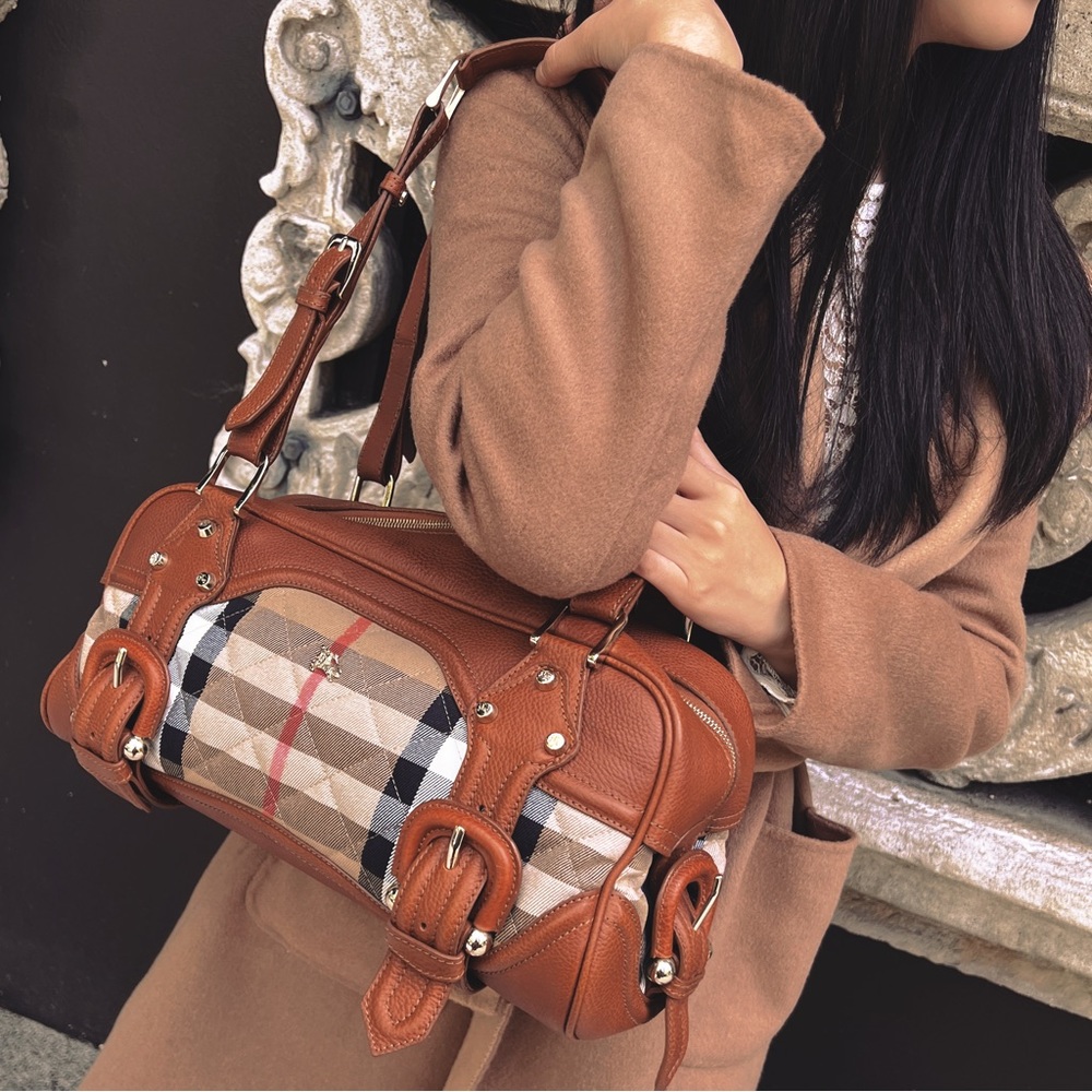 Burberry Plaid shoulder bag